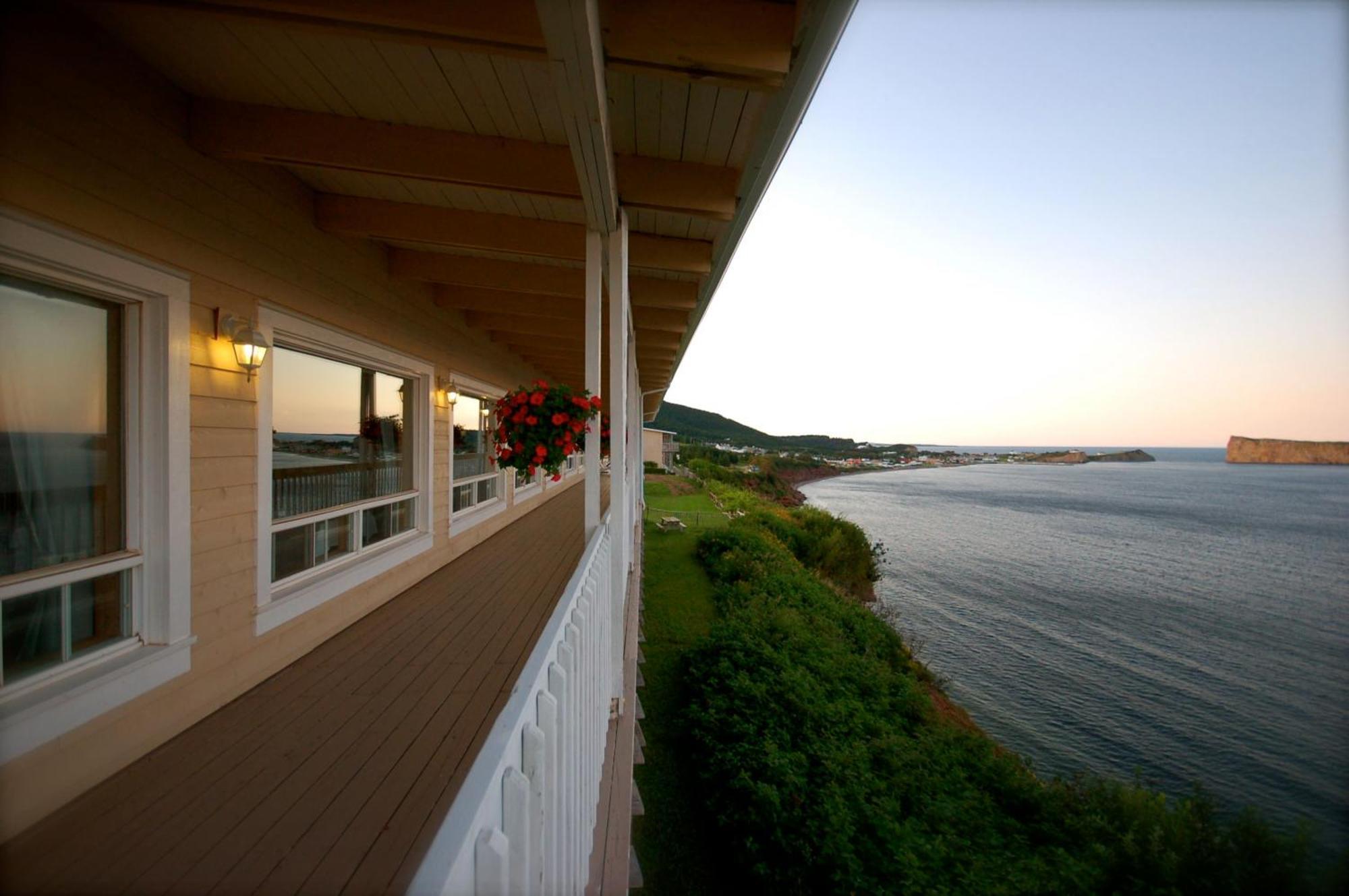 Hotel La Cote Surprise Perce Exterior photo